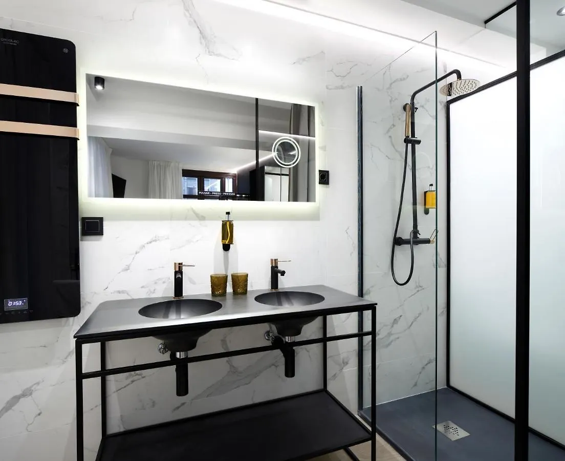 Pension Ama Bilbao Guest house