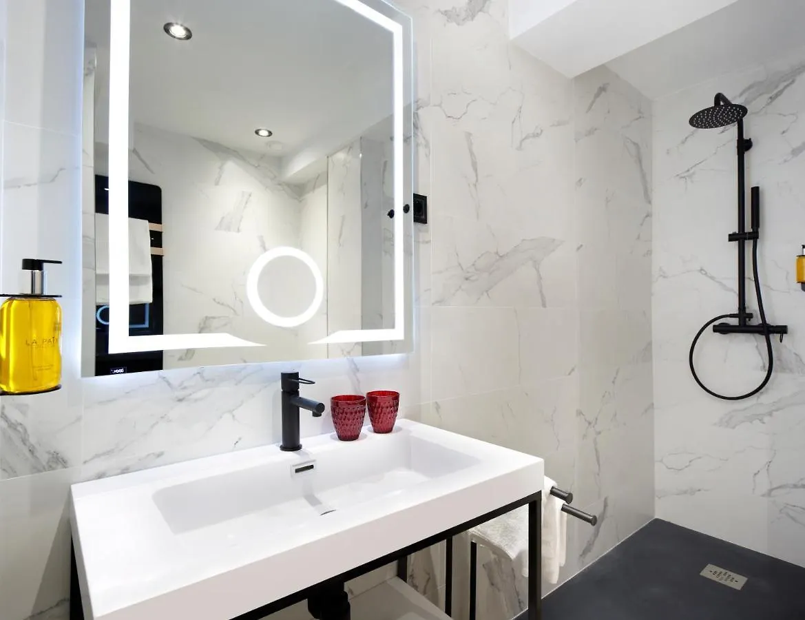 Pension Ama Bilbao Guest house